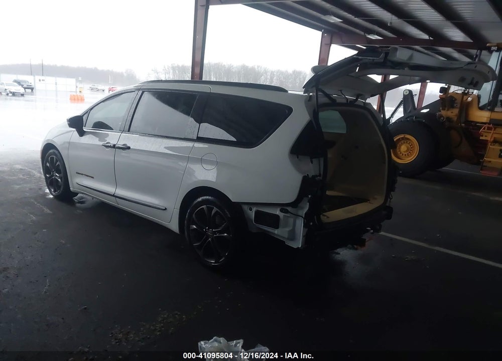 2024 CHRYSLER PACIFICA TOURING L VIN: 2C4RC1BG6RR137039