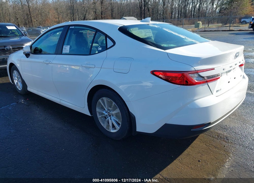 2025 TOYOTA CAMRY LE VIN: 4T1DAACK9SU511960