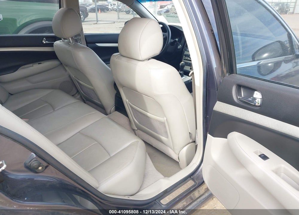 2008 INFINITI G35X VIN: JNKBV61F48M273851