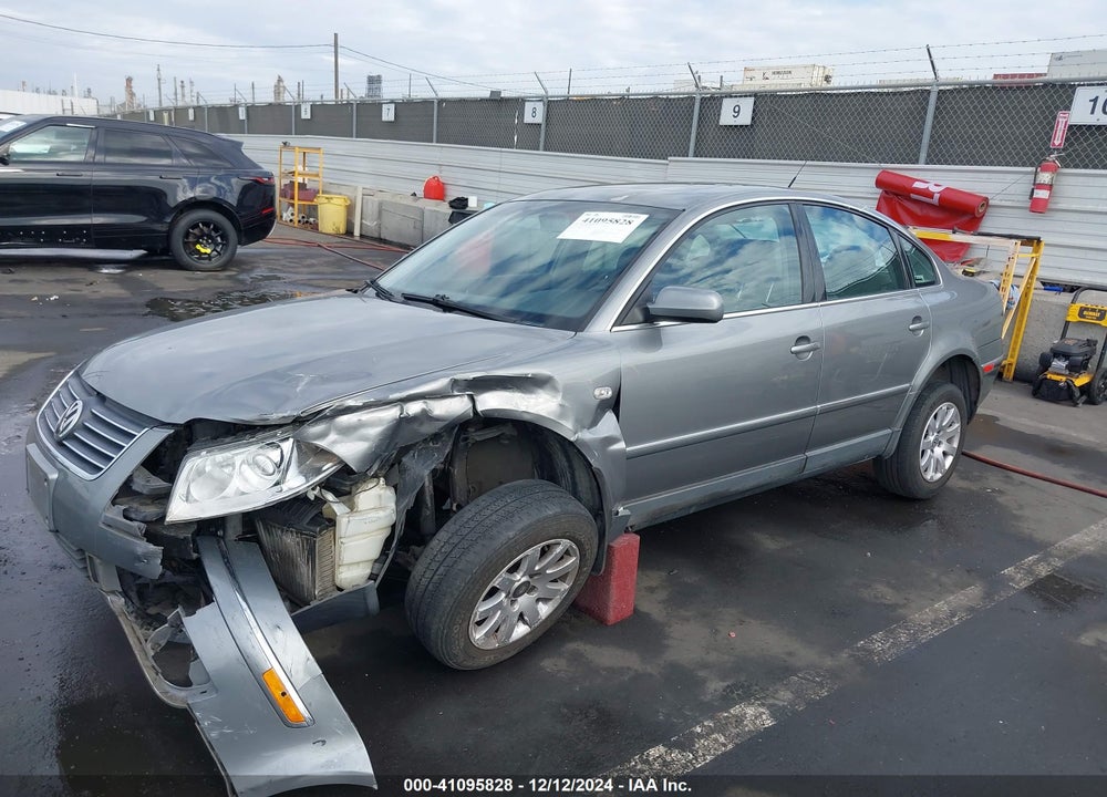 2002 VOLKSWAGEN PASSAT GLS VIN: WVWPD63B72P368253