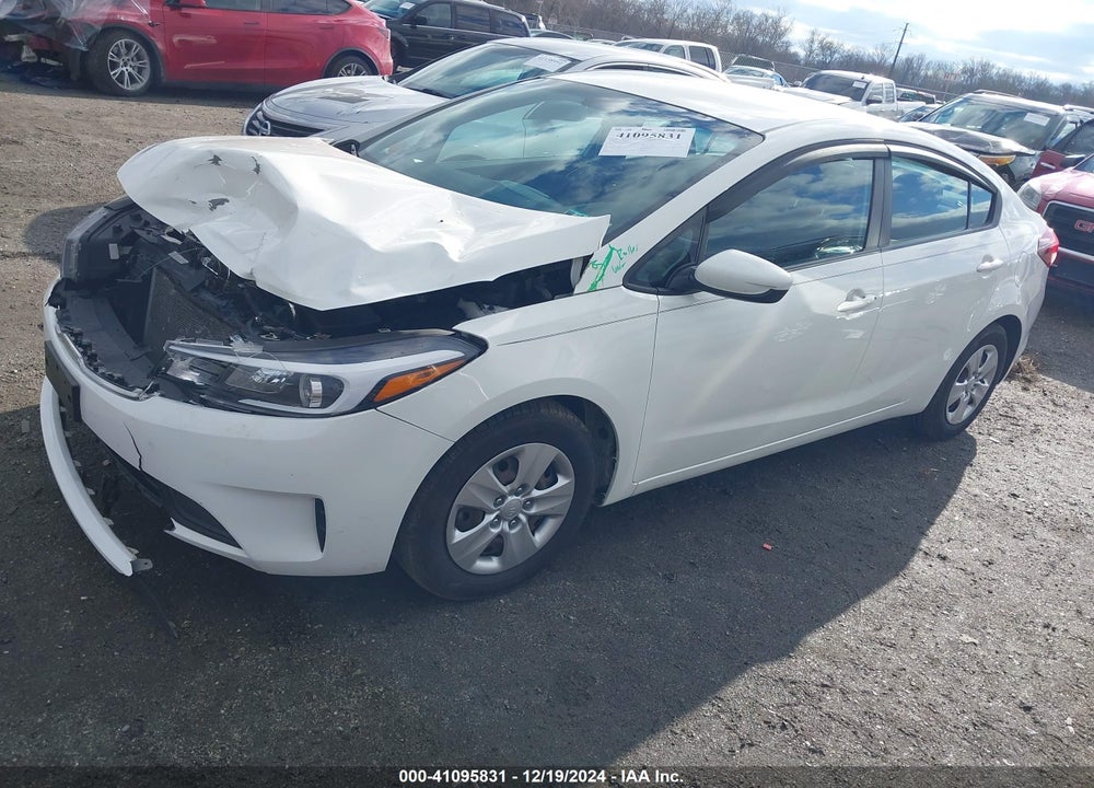 2017 KIA FORTE VIN: 3KPFK4A73HE006627