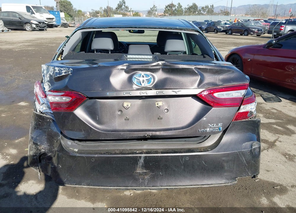 2018 TOYOTA CAMRY HYBRID XLE VIN: 4T1B21HK4JU001091