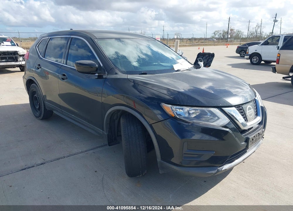 2017 NISSAN ROGUE S VIN: KNMAT2MT2HP614790