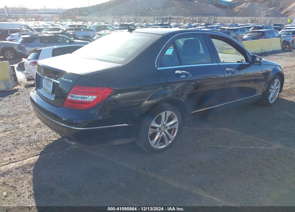2013 MERCEDES-BENZ C 300 LUXURY 4MATIC/SPORT 4MATIC VIN: WDDGF8AB1DA814336