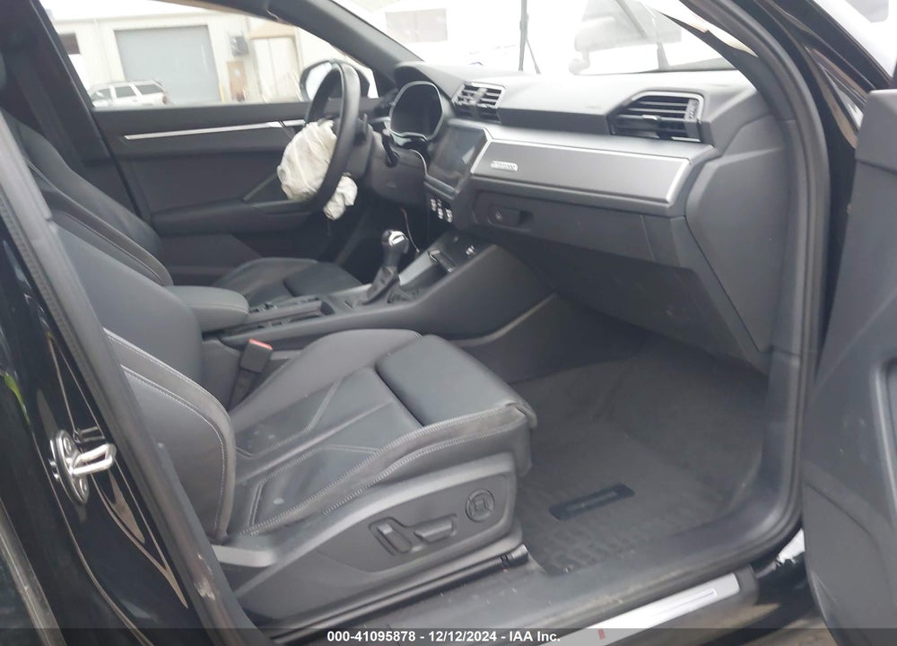 2021 AUDI Q3 VIN: WA1EECF30M1116528