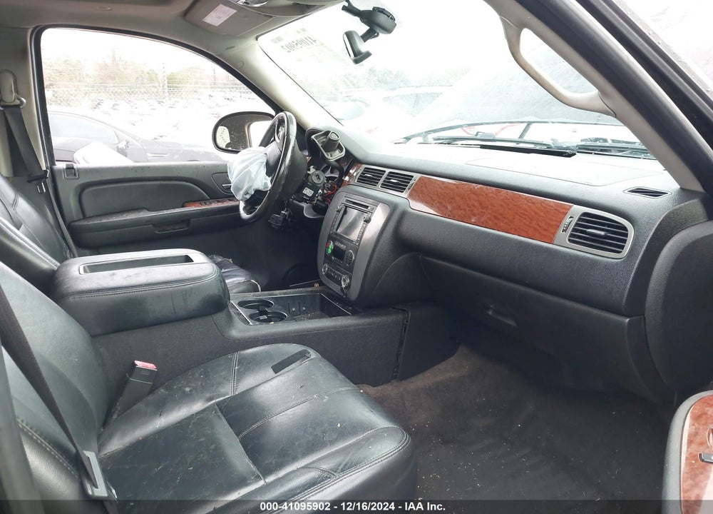 2008 GMC YUKON XL 1500 SLT VIN: 1GKFK16328J230256