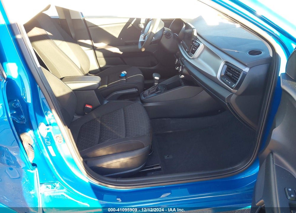 2023 KIA RIO 5-DOOR S VIN: 3KPA25AD0PE625898