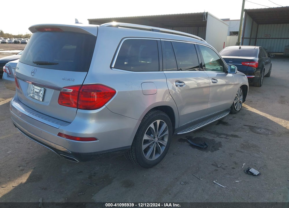 2015 MERCEDES-BENZ GL 450 4MATIC VIN: 4JGDF6EE5FA482096