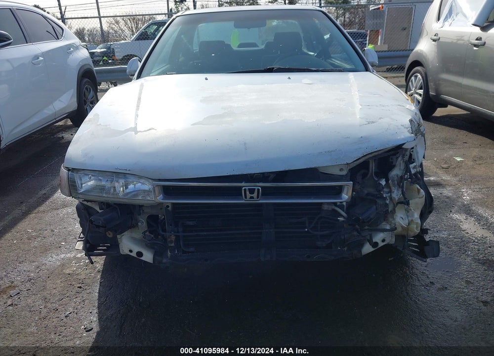 1991 HONDA ACCORD LX VIN: 1HGCB7251MA012409