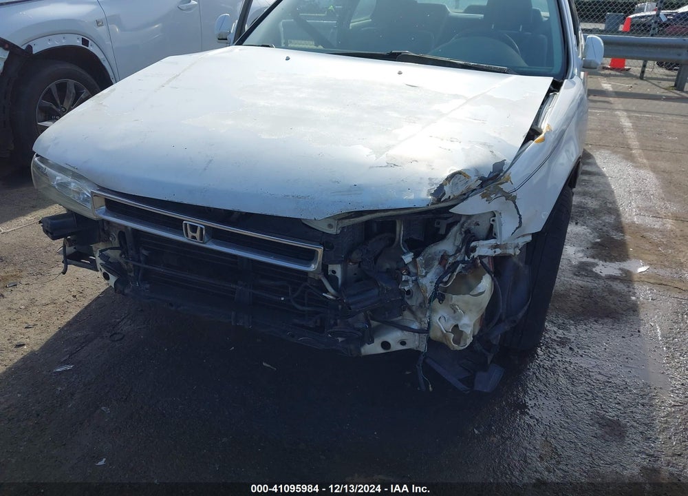 1991 HONDA ACCORD LX VIN: 1HGCB7251MA012409