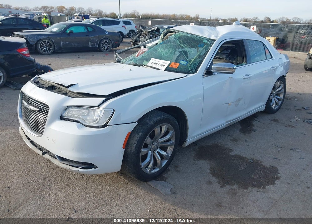 2017 CHRYSLER 300 VIN: 2C3CCAAG5HH653439