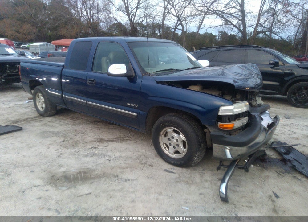2001 CHEVROLET SILVERADO 1500 LS VIN: 2GCEC19T011132455