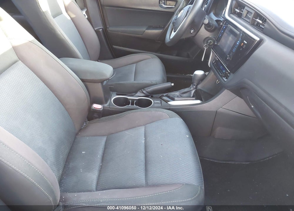 2017 TOYOTA COROLLA LE VIN: 5YFBURHE7HP737828
