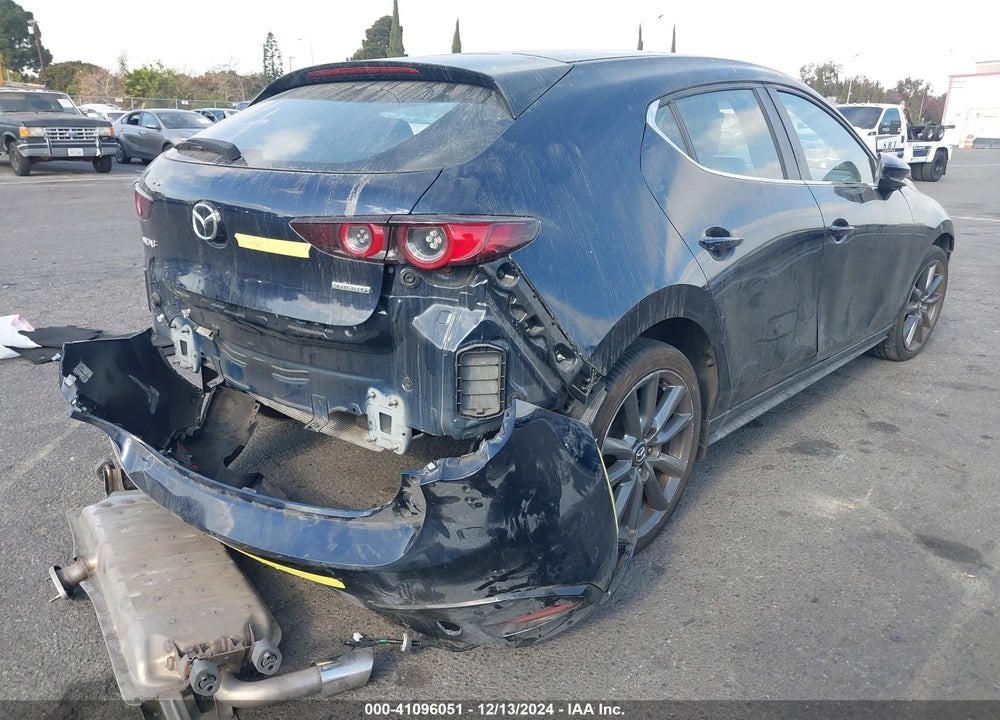 2020 MAZDA MAZDA3 VIN: JM1BPALM8L1163678