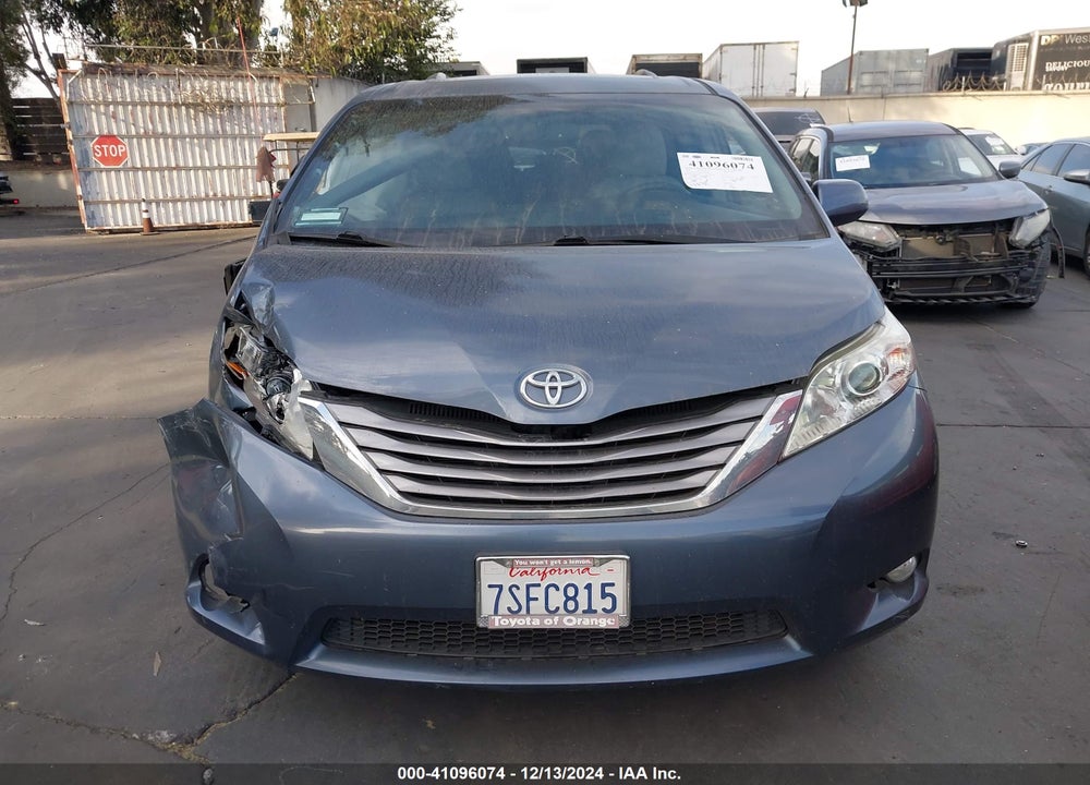 2016 TOYOTA SIENNA XLE PREMIUM 8 PASSENGER VIN: 5TDYK3DC4GS722405