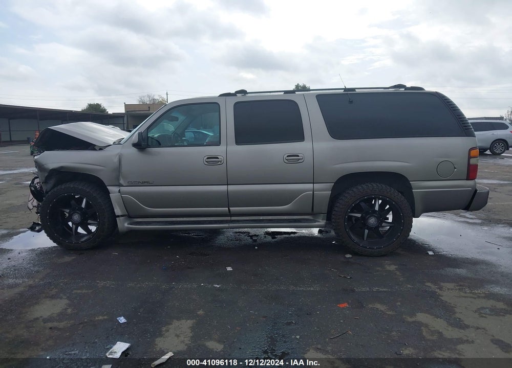2001 GMC YUKON XL 1500 DENALI VIN: 1GKFK66UX1J191878