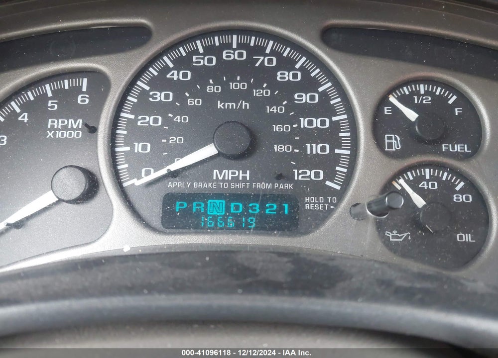 2001 GMC YUKON XL 1500 DENALI VIN: 1GKFK66UX1J191878