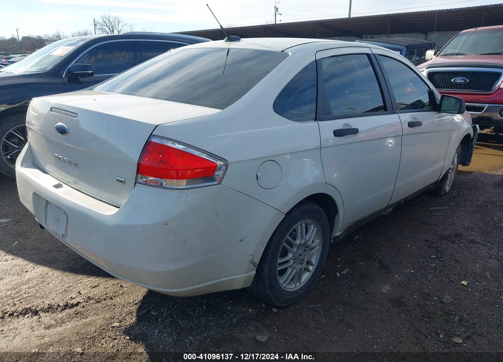 2010 FORD FOCUS SE VIN: 1FAHP3FN7AW251153