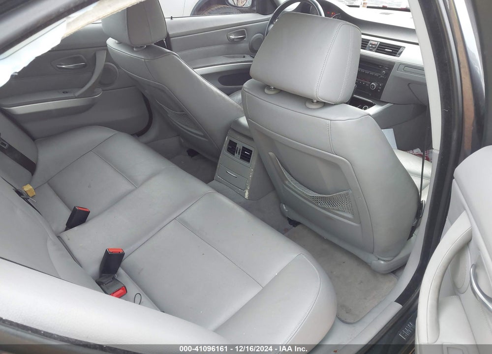 2007 BMW 3 SERIES VIN: WBAVB73557VH22402