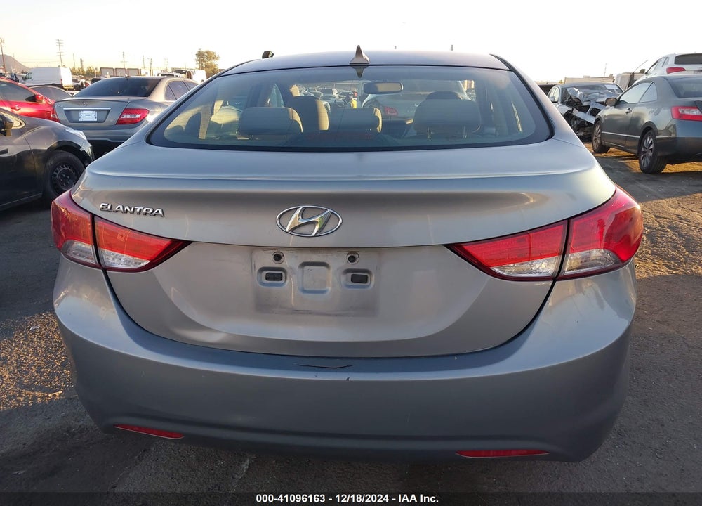 2013 HYUNDAI ELANTRA GLS VIN: KMHDH4AE7DU899798