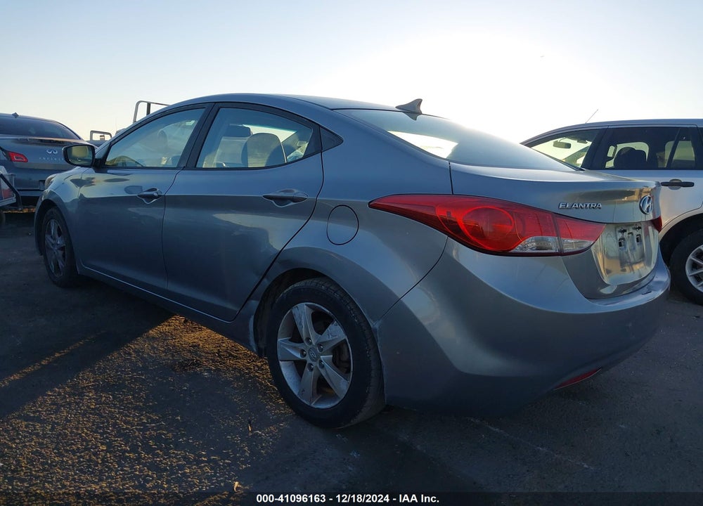 2013 HYUNDAI ELANTRA GLS VIN: KMHDH4AE7DU899798