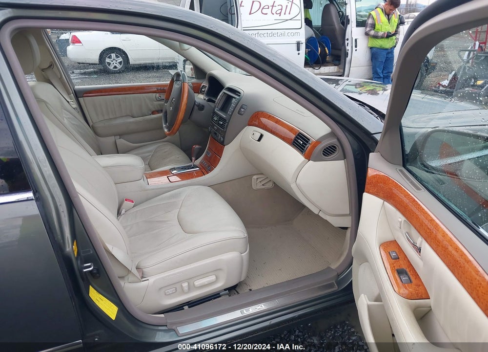 2005 LEXUS LS 430 VIN: JTHBN36F355008822