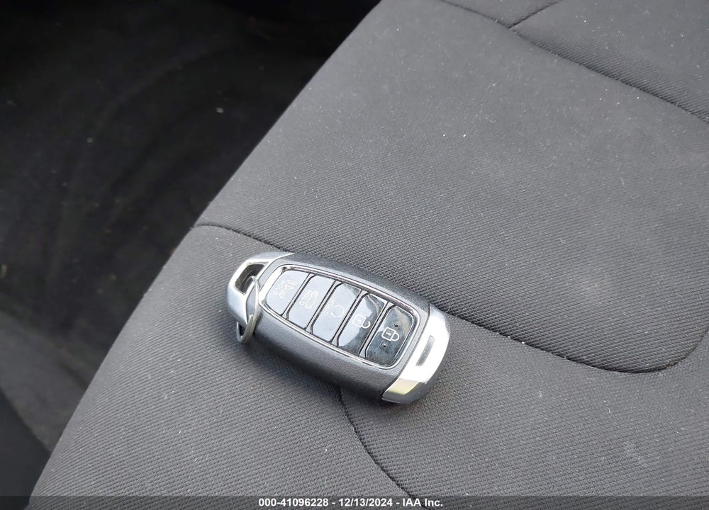 2023 HYUNDAI ELANTRA VIN: KMHLM4AG3PU455816