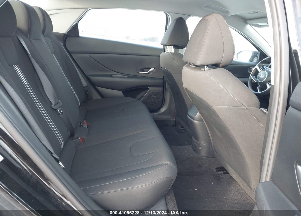 2023 HYUNDAI ELANTRA VIN: KMHLM4AG3PU455816