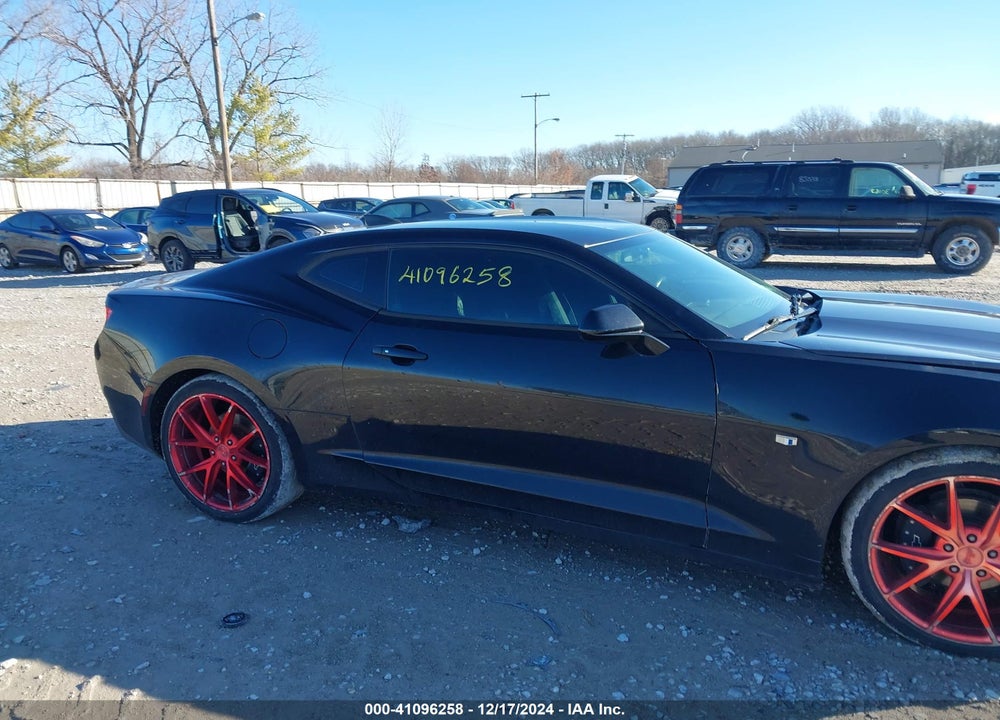 2017 CHEVROLET CAMARO 1LT VIN: 1G1FB1RX4H0121502