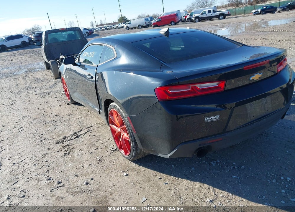 2017 CHEVROLET CAMARO 1LT VIN: 1G1FB1RX4H0121502