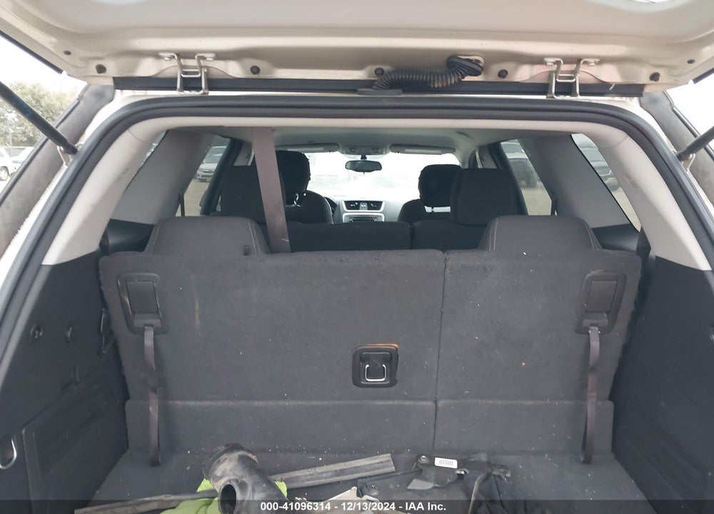 2015 GMC ACADIA SLE-1 VIN: 1GKKRNED9FJ200776
