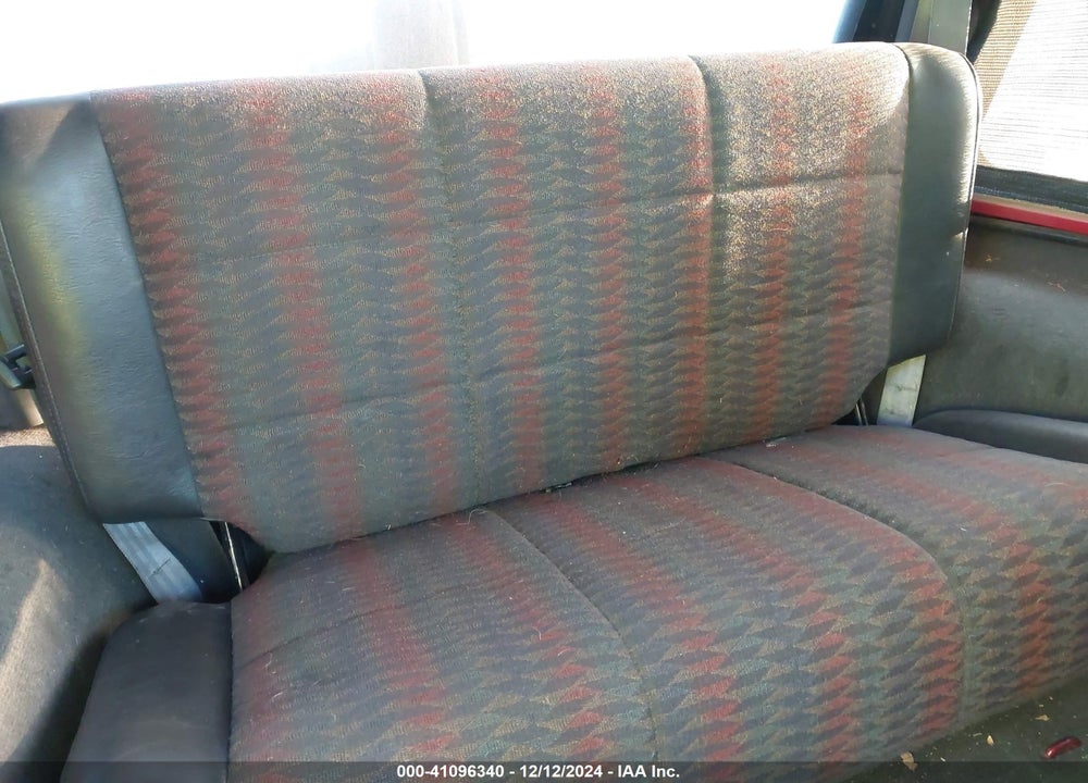 1999 JEEP WRANGLER SE VIN: 1J4FY29P3XP485714