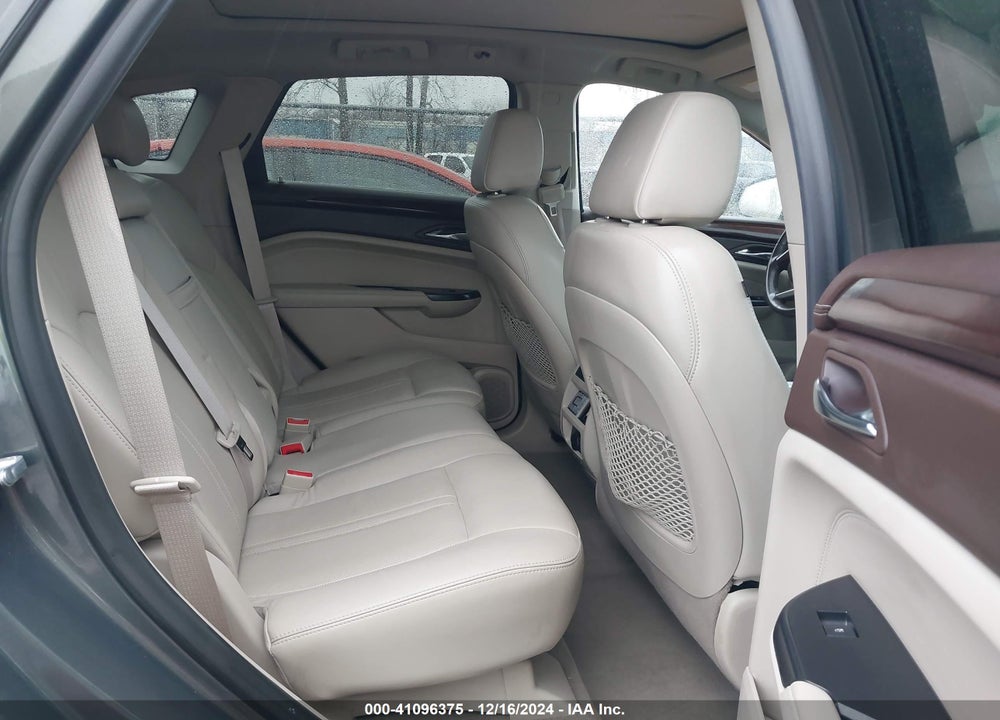 2013 CADILLAC SRX LUXURY COLLECTION VIN: 3GYFNGE33DS558134