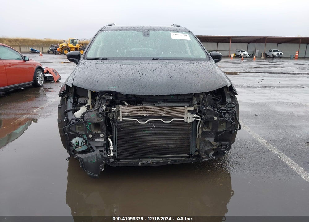 2020 CHRYSLER PACIFICA TOURING L VIN: 2C4RC1BG1LR176984
