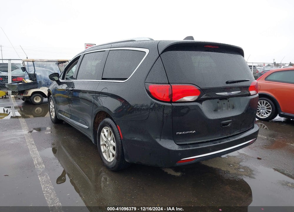 2020 CHRYSLER PACIFICA TOURING L VIN: 2C4RC1BG1LR176984