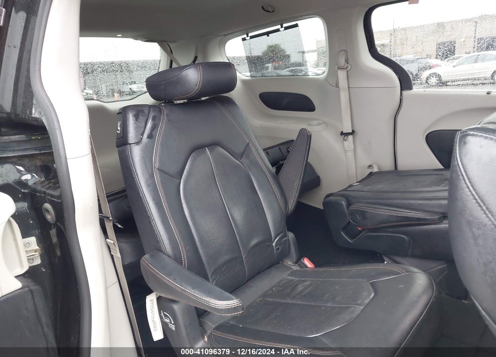 2020 CHRYSLER PACIFICA TOURING L VIN: 2C4RC1BG1LR176984