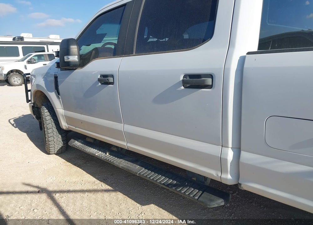 2017 FORD F-250 VIN: 1FT7W2B61HEE94636