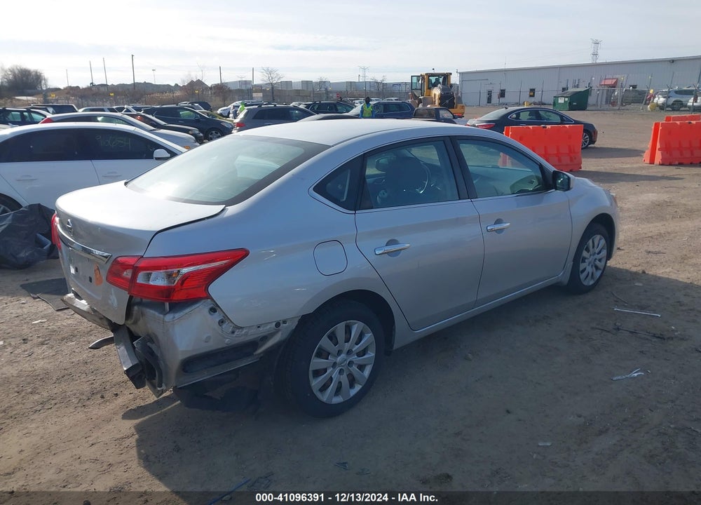 2018 NISSAN SENTRA VIN: 3N1AB7AP0JY219330