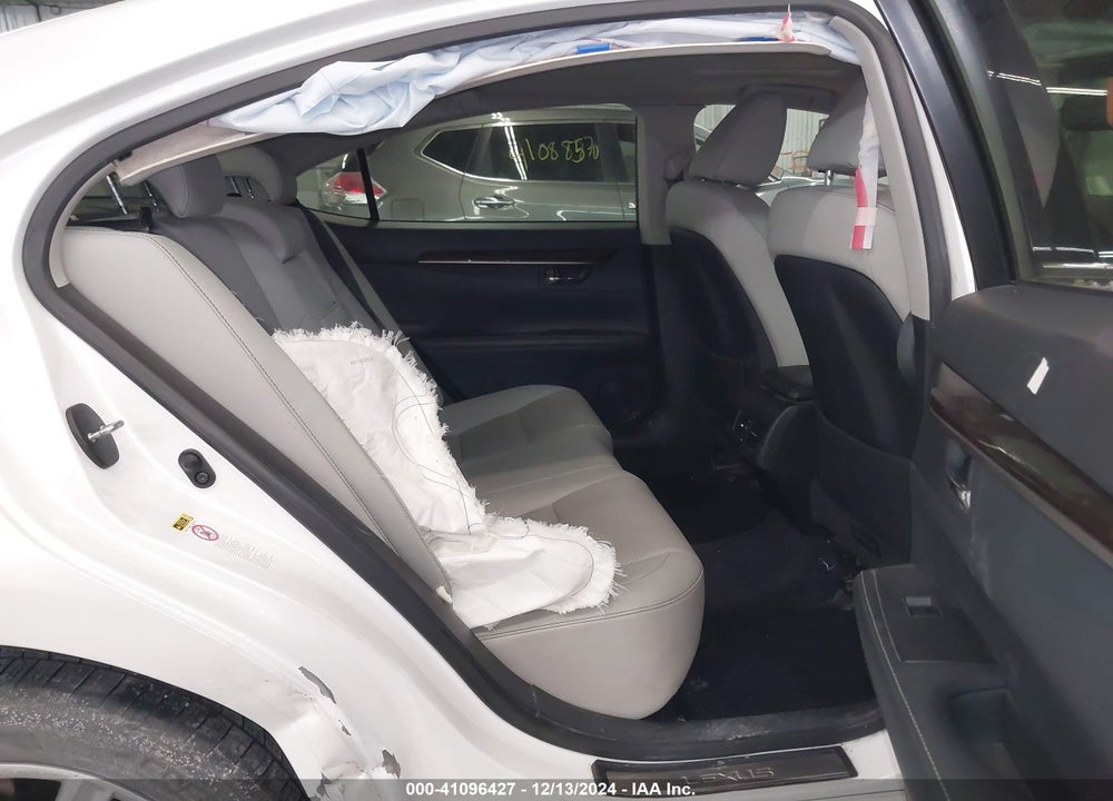 2014 LEXUS ES VIN: JTHBK1GG2E2118539