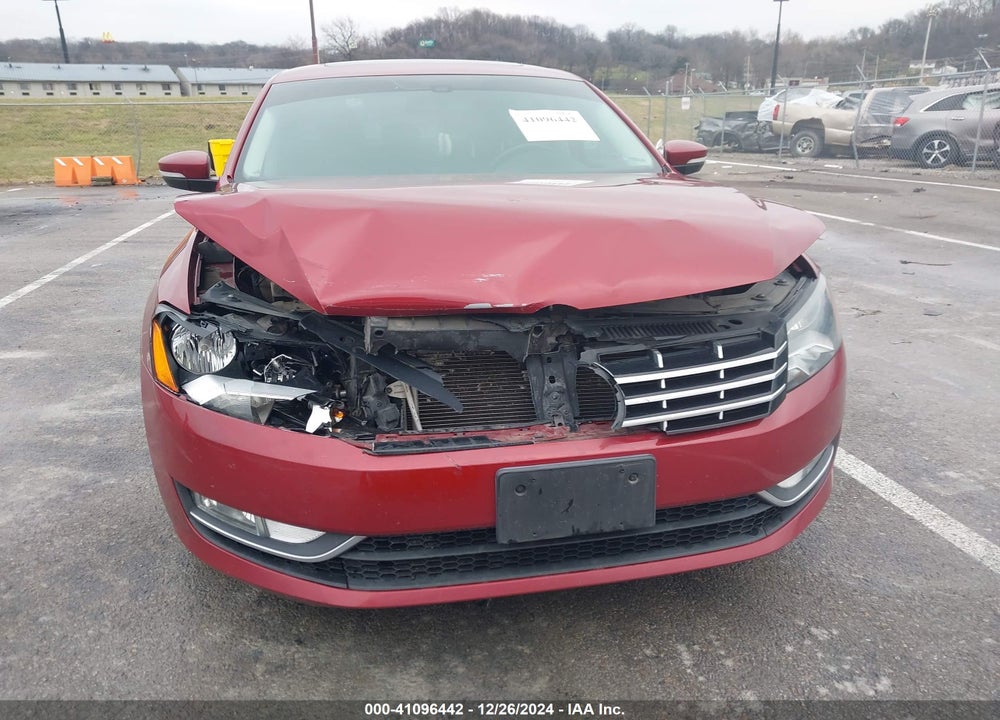 2015 VOLKSWAGEN PASSAT VIN: 1VWCV7A37FC106000