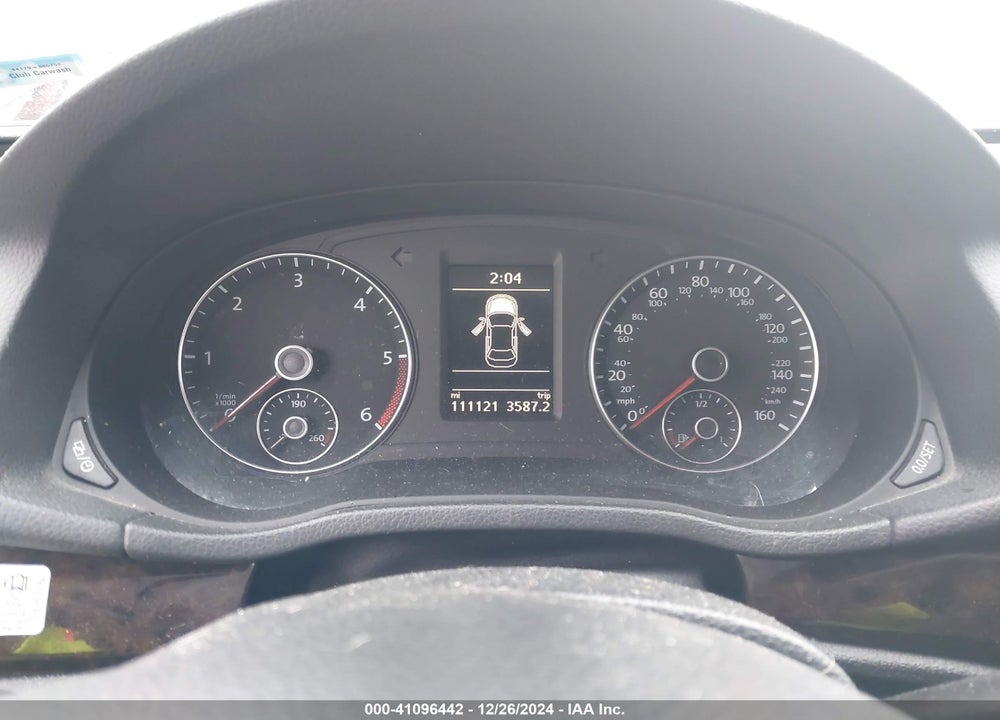2015 VOLKSWAGEN PASSAT VIN: 1VWCV7A37FC106000