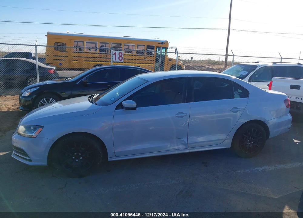 2017 VOLKSWAGEN JETTA VIN: 3VW2B7AJ0HM339043