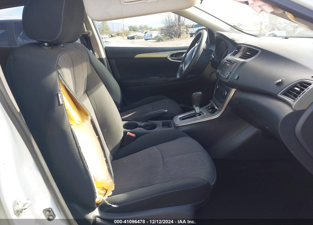2015 NISSAN SENTRA SV VIN: 3N1AB7AP9FY214487