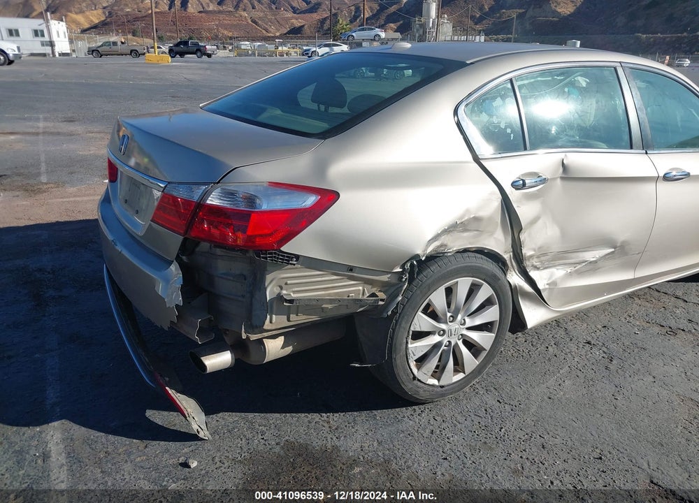 2013 HONDA ACCORD EX-L VIN: 1HGCR2F8XDA259978