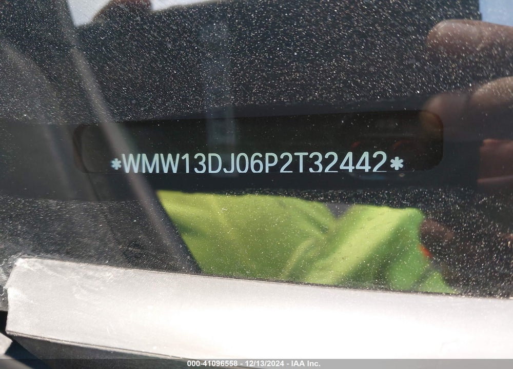 2023 MINI SE HARDTOP COOPER VIN: WMW13DJ06P2T32442
