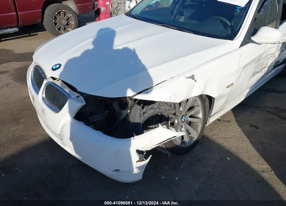 2010 BMW 328I VIN: WBAPH5G55ANM34499