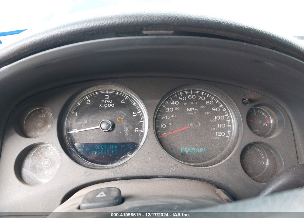 2007 CHEVROLET TAHOE LT VIN: 1GNFC130X7R361591