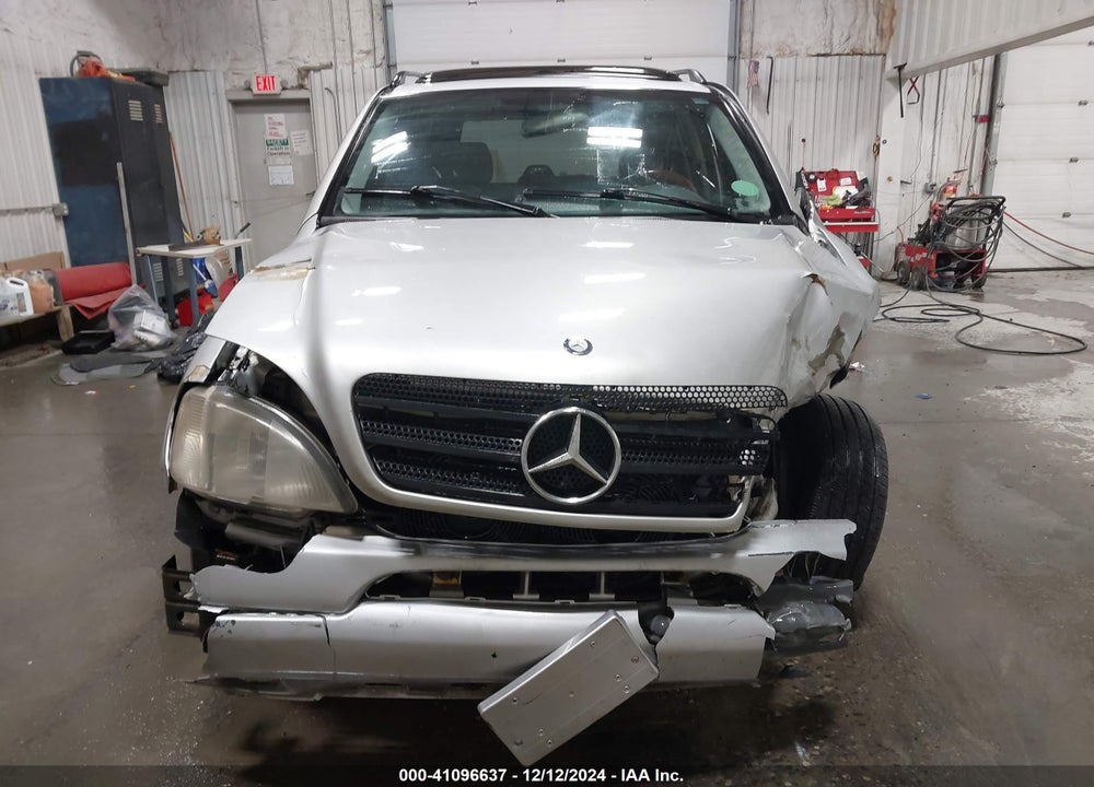2000 MERCEDES-BENZ ML 430 VIN: 4JGAB72E2YA182060