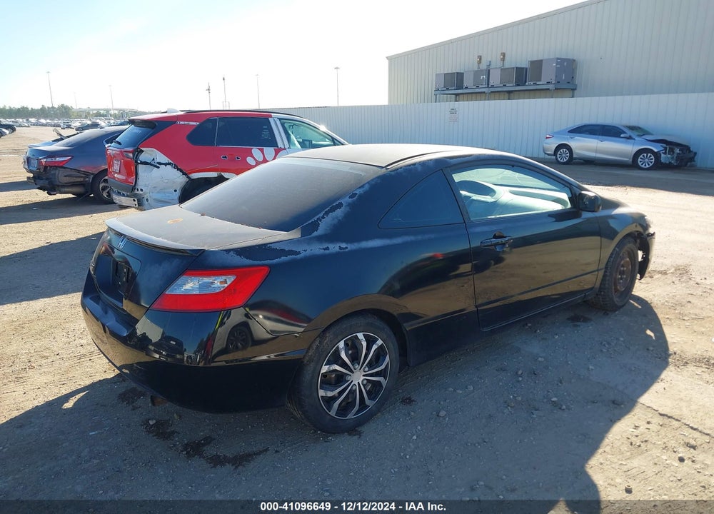 2011 HONDA CIVIC LX VIN: 2HGFG1B68BH508102