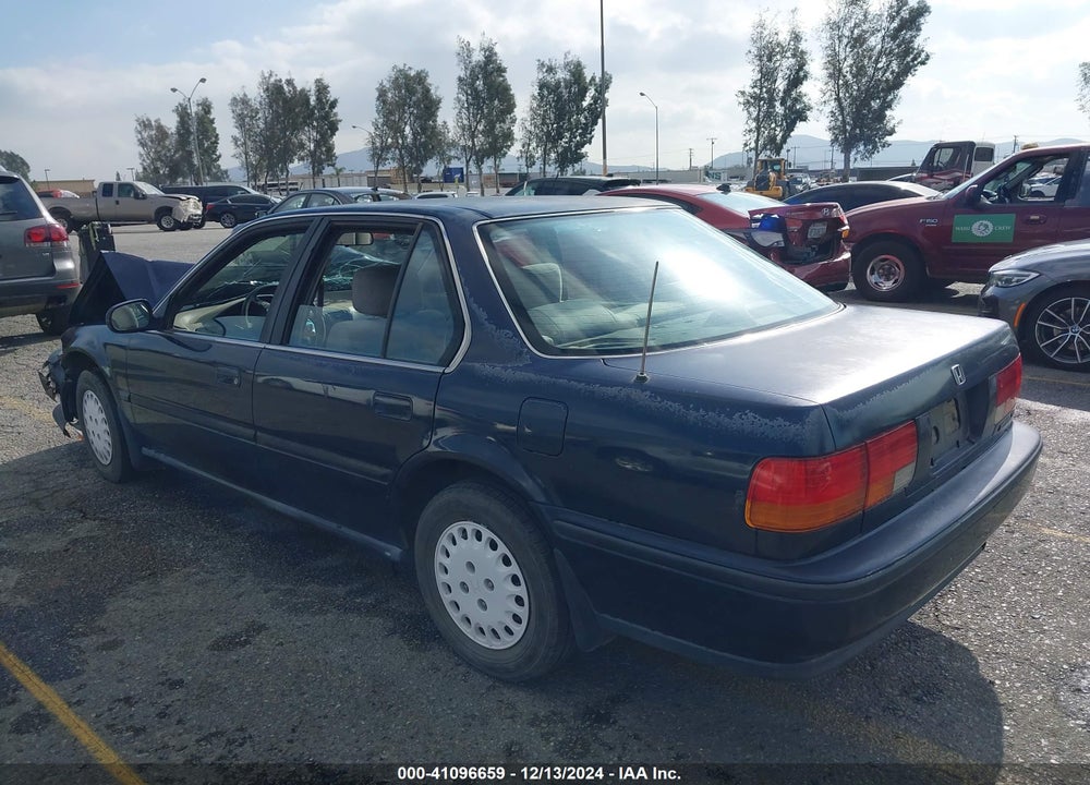 1992 HONDA ACCORD LX/EX VIN: JHMCB7552NC039181